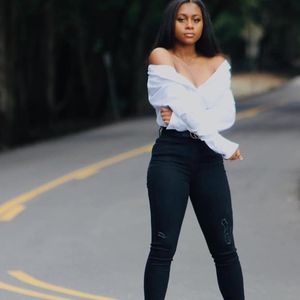 Meet your Posher, Mekayli